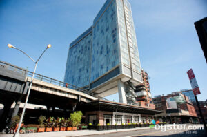The Standard appears to sprout right out of the West Village, making it perfect for the quintessential NYC couple.