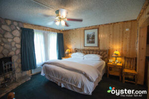 The Honeymoon Suite at 3 Peaks Resort