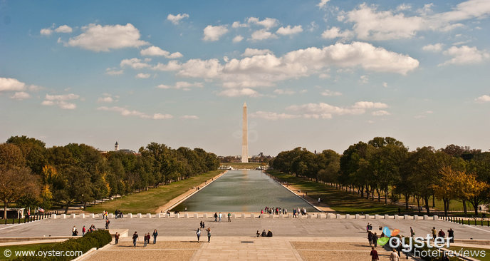 Washington Monument, as seen from the Lincoln Memorial
