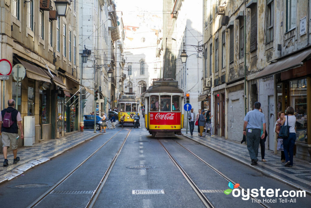 Streetcars in Lisbon/Oyster