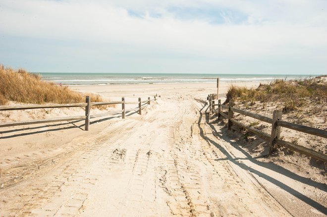 La côte du New Jersey varie de douce à sauvage, et peut être très polluée.