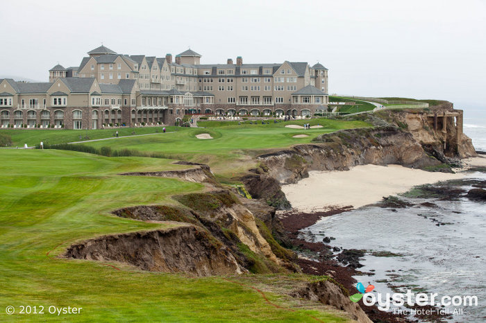 The Ritz-Carlton has a gorgeous beachfront location on a cliff overlooking the bay.