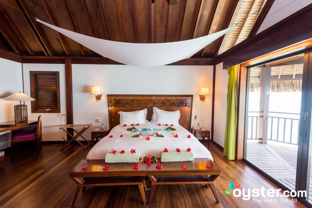 Photo: La chambre de luxe du Sofitel Bora Bora Private Island / Oyster